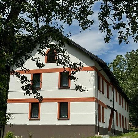 Aparthotel Tkalcovna U Zlateho Potoka Dobrany  Exteriér fotografie